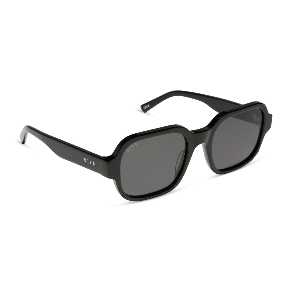 Sufi Aspyn Ovard Lola Square Sunglasses | Black & Grey | DIFF Eyewear