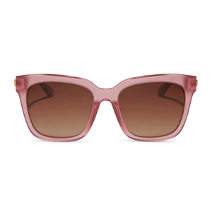 diff eyewear featuring the bella square sunglasses with a guava pink frame and brown gradient polarized lenses front view