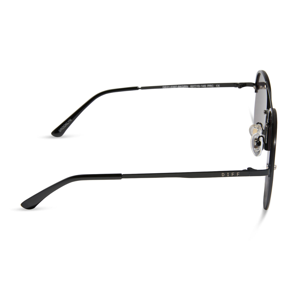 DIFF BROOKLYN BRUSHED GRADIENT SUNGLASSES. Brooklyn Square Aviator Sunglasses | Black & Grey | DIFF Eyewear main image 4