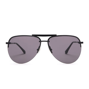 Tahoe sunglasses with black frames and grey lens front view