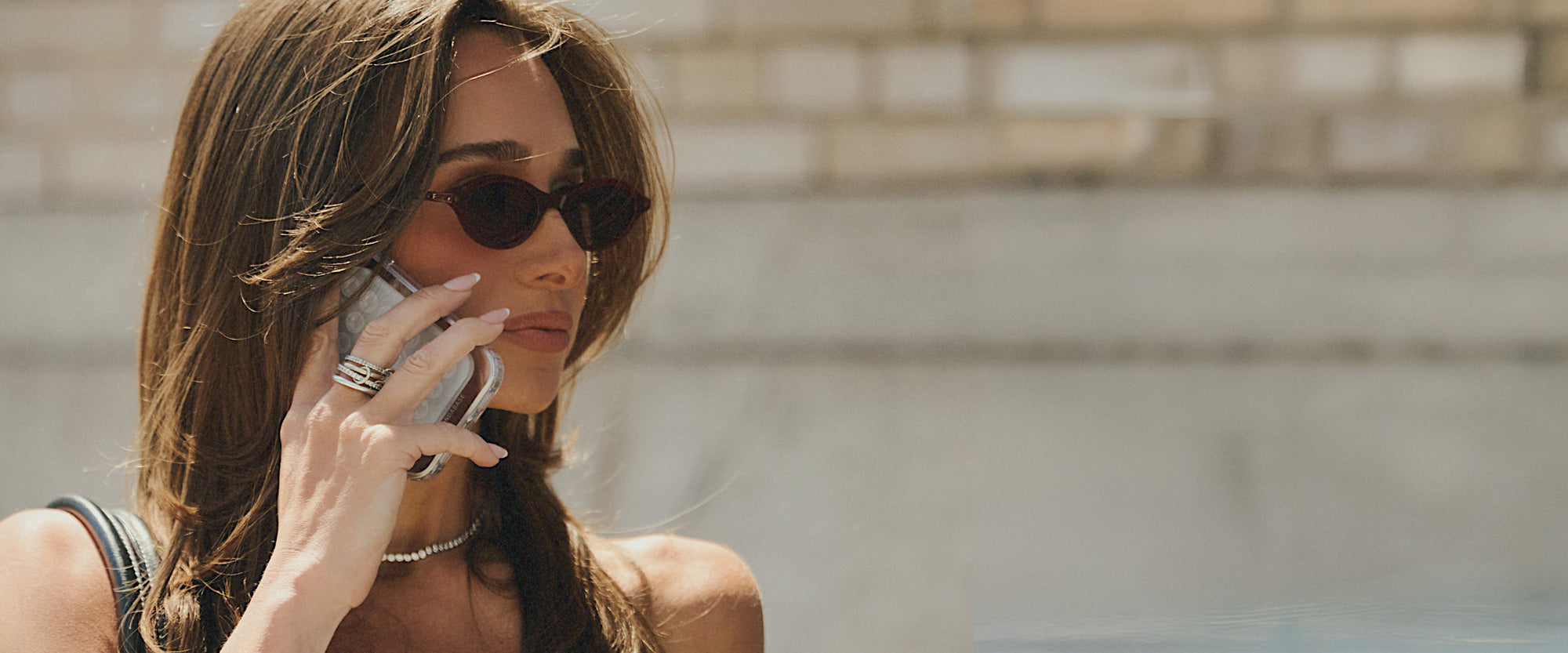 Danielle Bernstein wearing diff sunglasses