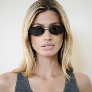 Danielle Bernstein The Brooklyn Sunglasses | Black & Grey  display picture 3