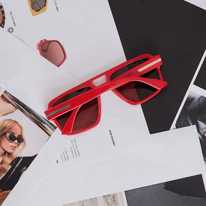Emily In Paris Julien Sunglasses | Red & Brown Gradient  display picture 1