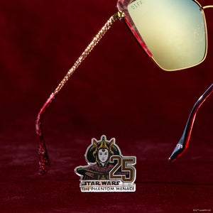 lifestyle star wars x diff eyewear 25 years anniversary collectors pin with queen amidala oversized cat eye sunglasses with a marbled naboo royal red with hammered gold frame and gold mirror polarized lenses 