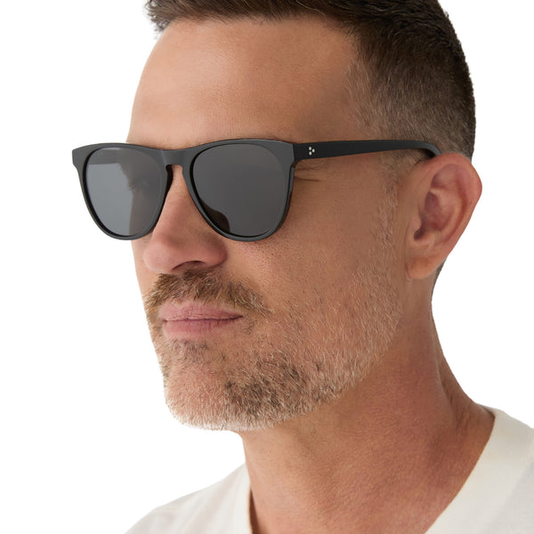 darren - black + grey polarized sunglasses 5