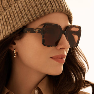 Presley Square Sunglasses | Espresso Tort & Brown | DIFF Eyewear display picture 2