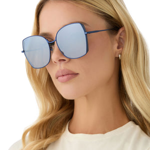 Diff Eyewear Navy Sunglasses for Women Iris Square Sunglasses | Deep Navy Metal & Aegean Blue Flash  main image 4