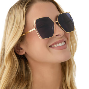 Donna IV Square Sunglasses | Gold & Midnight | DIFF Eyewear display picture 1