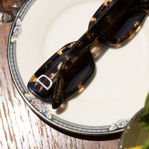Daphne Rectangle Sunglasses | Espresso Tortoise & Brown | DIFF Eyewear