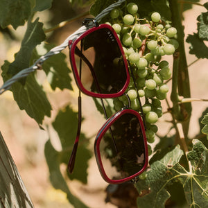 Jordan Navigator Sunglasses | Dark Red & Grey Gradient | DIFF Eyewear