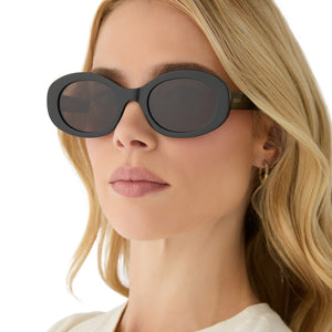 Lainey Oval Sunglasses | Black & Brown | DIFF Eyewear display picture 2