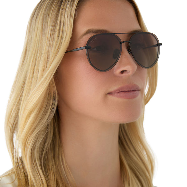 lenox xs - black + black temple tips + brown gradient + polarized sunglasses 5