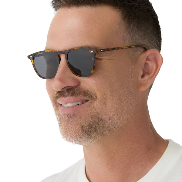 maxwell - amber tortoise + grey polarized sunglasses 5