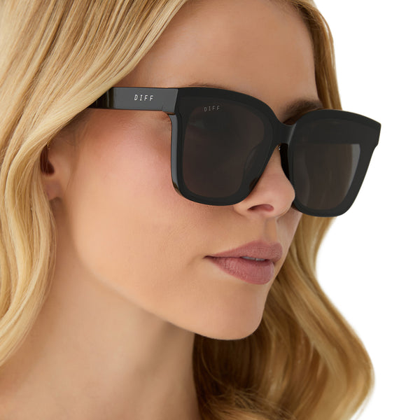 meredith ii - black + grey sunglasses 7