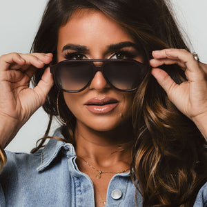 Jessie James Decker Sunglasses | Burgundy & Grey Gradient  display picture 1