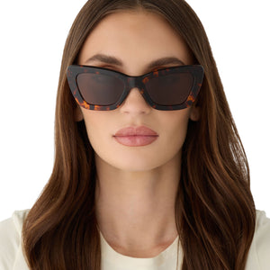 Diff Eyewear Cat-Eye Tortoise Frame Sunglasses with Brown Lenses Zaria Cateye Sunglasses | Espresso Tort & Brown Gradient  main image 3