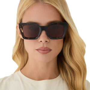 Diff Eyewear Oversized Tortoise & Black Sunglasses Diff Carson Shiny Black Prescription Sunglasses - 50% Off Lenses main image 4