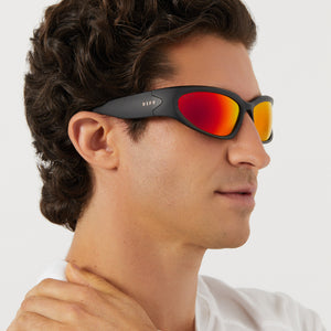 DIFF eyewear Maxwell black orange sunset holographic mirror sunglasses brand new DIFF eyewear Maxwell black orange sunset holographic mirror  main image 4