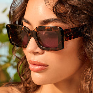 Indy Rectangle Sunglasses | Espresso Tortoise & Grey | DIFF Eyewear