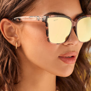 Meredith II Square Sunglasses | Himalayan Tort & Taupe Mirror