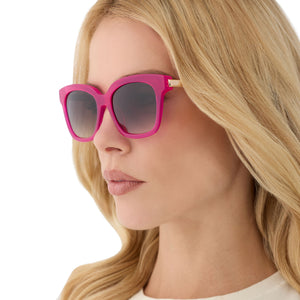 Bella XS Square Sunglasses | Bright Tulip & Grey Gradient | DIFF