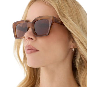 Greer Square Sunglasses | Tawny Tortoise & Brown | DIFF Eyewear display picture 2