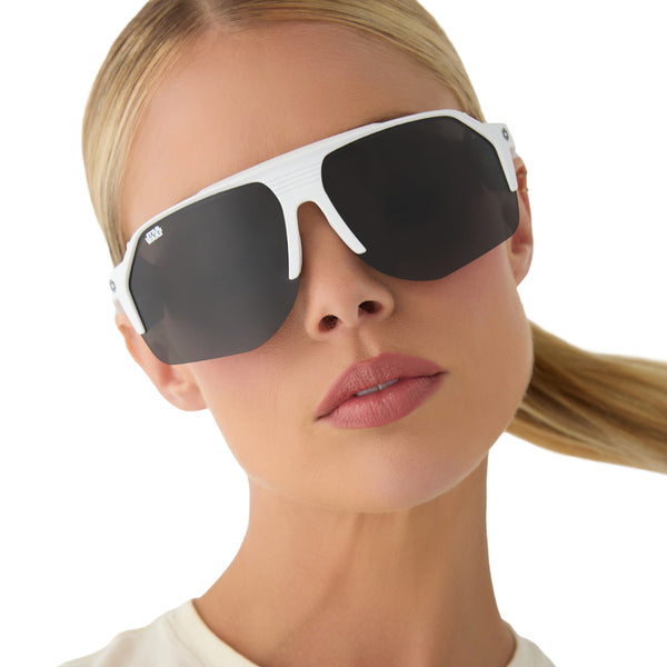 stormtrooper sport - galactic white + category 3 polarized dark grey sunglasses 1