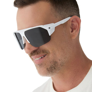 Diff Eyewear White Sunglasses with Dark Lenses Diff Eyewear Grace Oversized Mirrored Cat-Eye Sunglasses | HSN main image 4