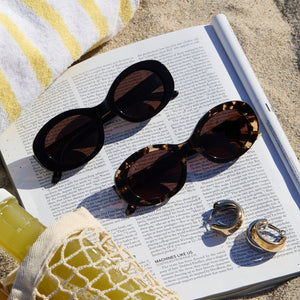 Lainey Oval Sunglasses | Black & Brown | DIFF Eyewear display picture 1