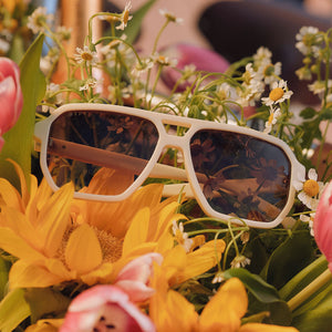 Cameron Navigator Sunglasses | Ivory & Brown Gradient | DIFF Eyewear