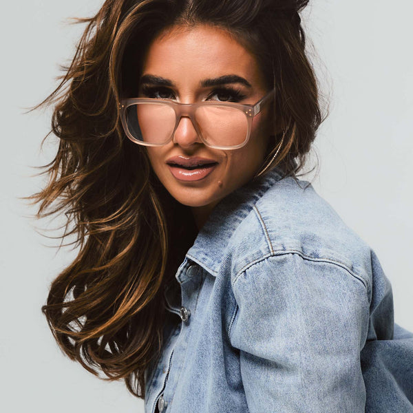 jessie james decker - sicily + himalayan tortoise + prescription glasses 4