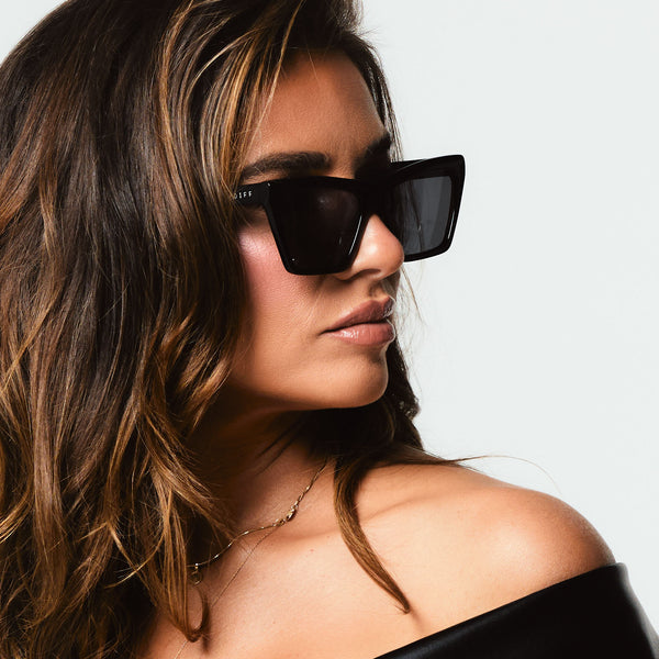 jessie james decker - vivi + black + grey sunglasses 1