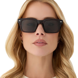 Yellowstone Kayce Dutton Square Sunglasses | Sequoia & G15  display picture 2