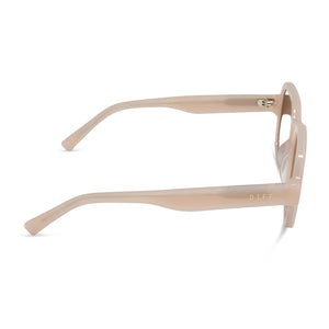 ASPYN OVARD - LOLA + MILKY BLUSH + PRESCRIPTION GLASSES