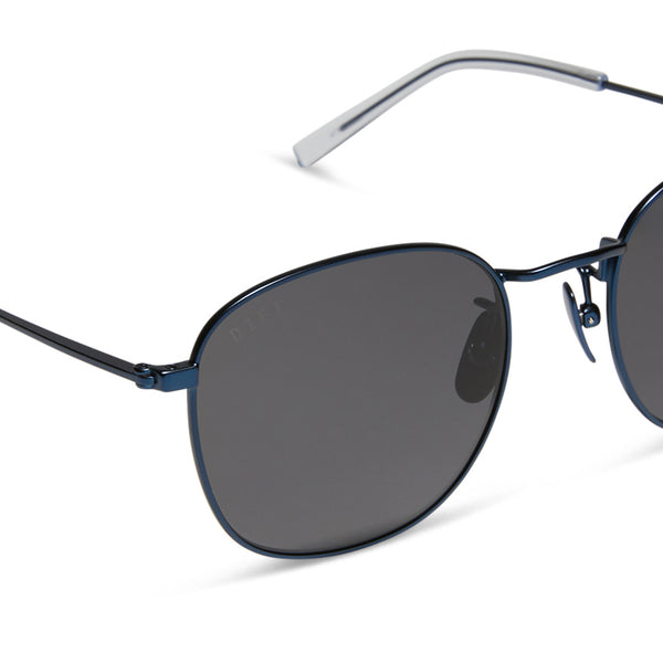 axel - deep navy metal + grey + polarized sunglasses 3
