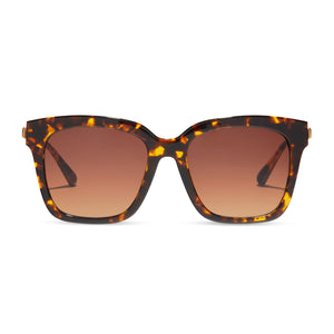diff eyewear bella square sunglasses with a tortoise acetate frame and brown gradient lenses front view