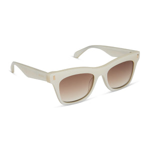 Bradley Cateye Sunglasses | Opaline & Brown | DIFF Eyewear display picture 2