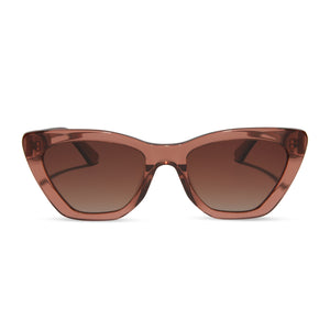diff eyewear camila cat eye sunglasses with a peach dusk frame and dusk gradient lenses front view