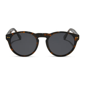 diff eyewear cody round sunglasses with a shadow tortoise frame and grey polarized lenses front view