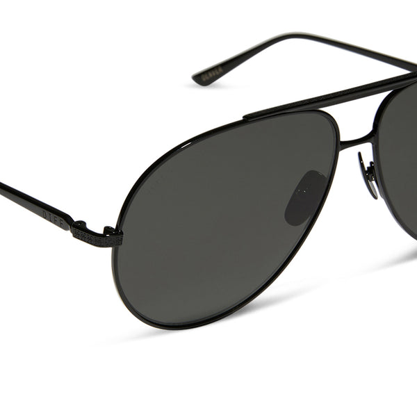 jessie james decker - denver + black + grey sunglasses 4