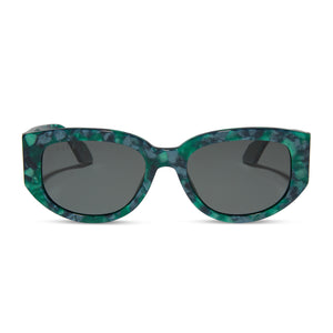 diff eyewear featuring the drew square sunglasses with a dark ivy tortoise frame and grey polarized lenses front view