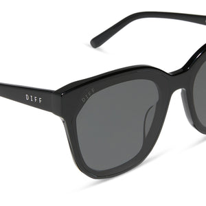 diff eyewear gia square oversized sunglasses with a black frame and grey lenses detailed view