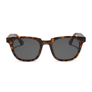diff eyewear featuring the grayson square sunglasses with a dark tortoise frame and grey lenses front view