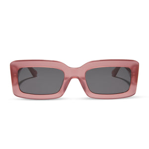 diff eyewear featuring the indy rectangle sunglasses with a guava pink frame and grey lenses front view