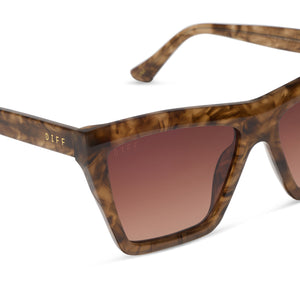 Jessie James Decker Vivi Sunglasses | Walnut Tort & Brown  display picture 3