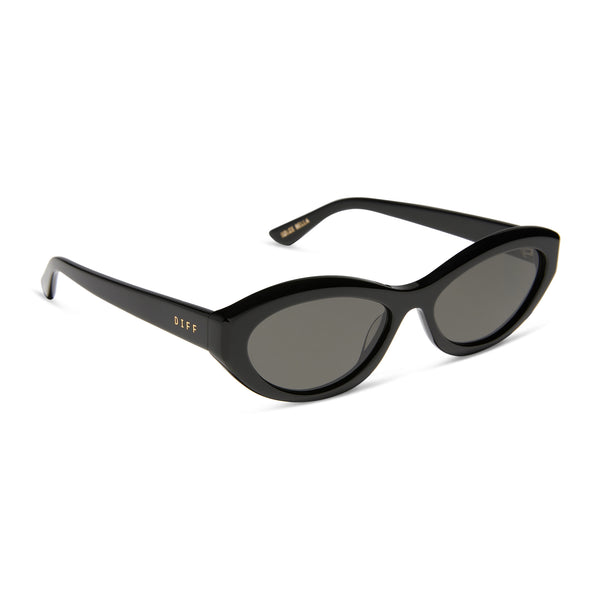 jessie james decker - dolce bella + black + grey sunglasses 2