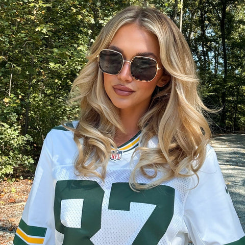 ashley smith wearing josie oversized espresso tortoise frames with football jersey fashion Green Bay Packers #87 jersey