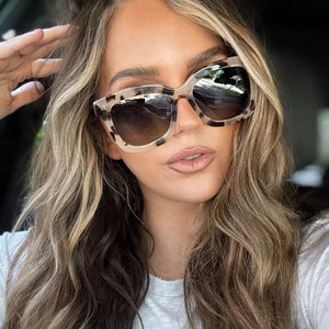 Bella II Square Glasses | Cream Tortoise | Diff Eyewear