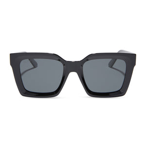 diff eyewear madi nelson the navy square sunglasses with a black frame and grey polarized lenses front view