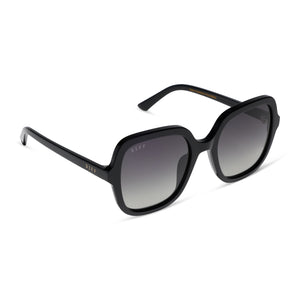 Marlo Square Sunglasses | Black & Grey Gradient | DIFF Eyewear display picture 2